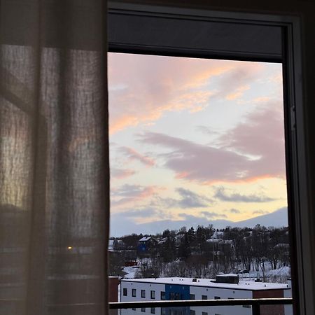 Modern Apartment Nearby City Centrum Тромсё Экстерьер фото