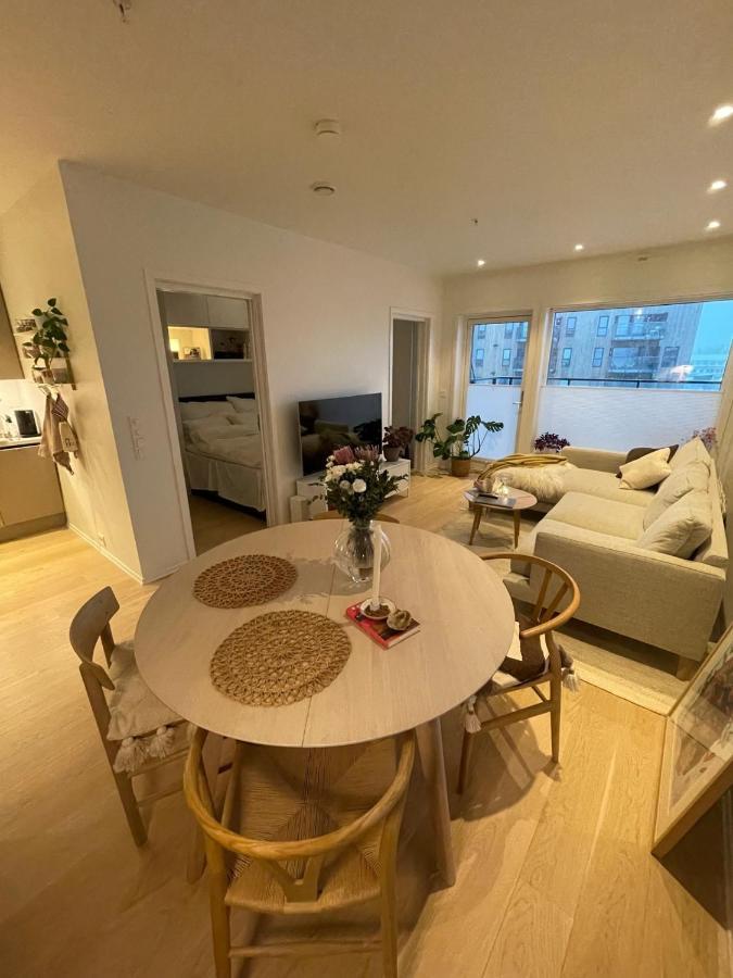 Modern Apartment Nearby City Centrum Тромсё Экстерьер фото