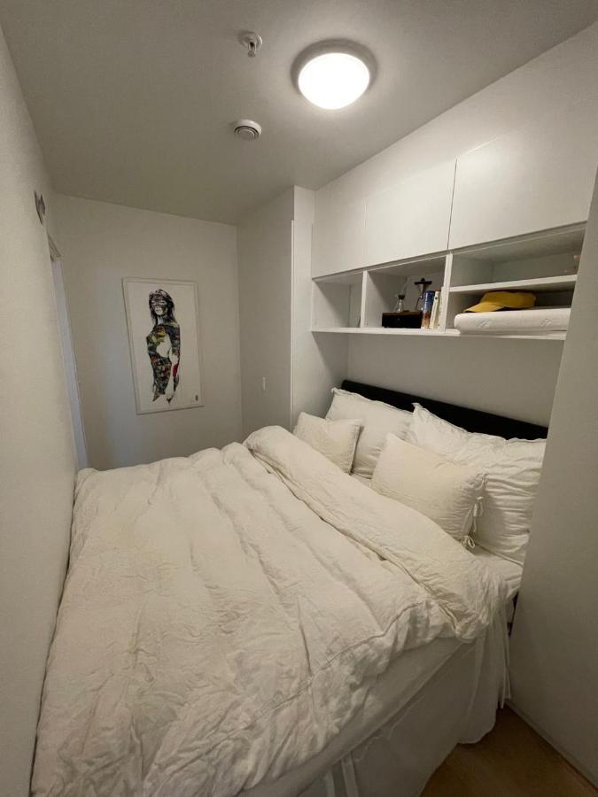 Modern Apartment Nearby City Centrum Тромсё Экстерьер фото